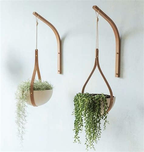 wall brackets for hanging plants